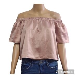 ❤2/15❤ardene Satin Off The Shoulder Top